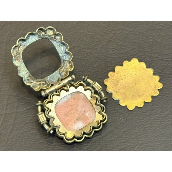 ANTIQUE ART NOUVEAU Victorian MOURNING? Ornate LOCKET PENDANT Fob - Picture 5 of 7